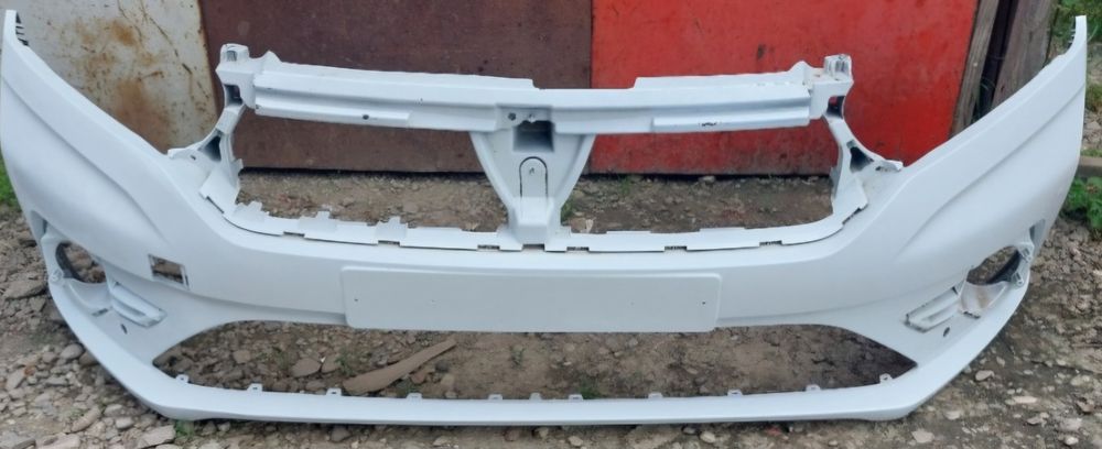 Vând bara față- originala Logan 3