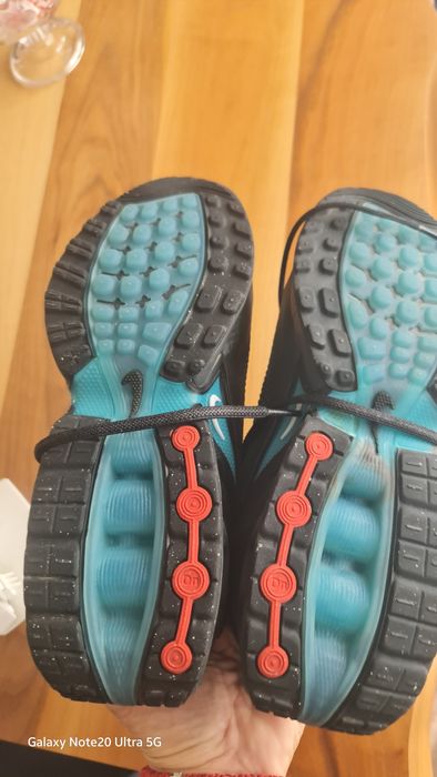 Чисто нови маратонки Nike от Италия