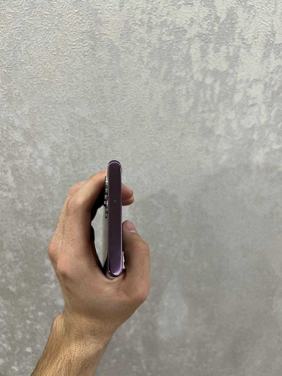 Продаётся Samsung S22 Ultra