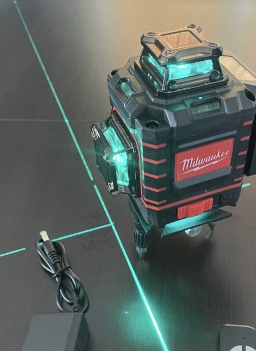 Nivel laser Milwaukee 360 °