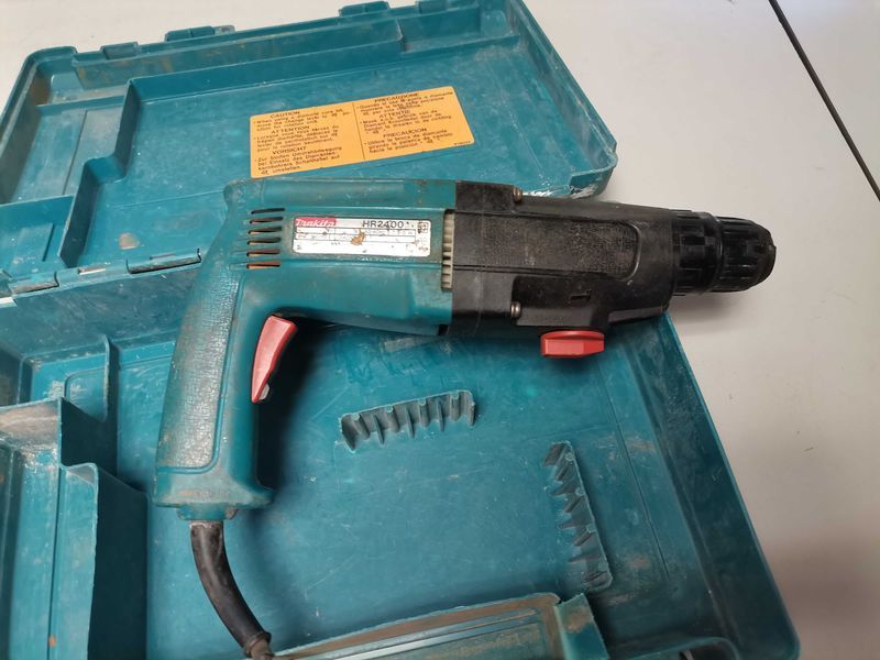 Перфоратор - Makita 750 W - 1