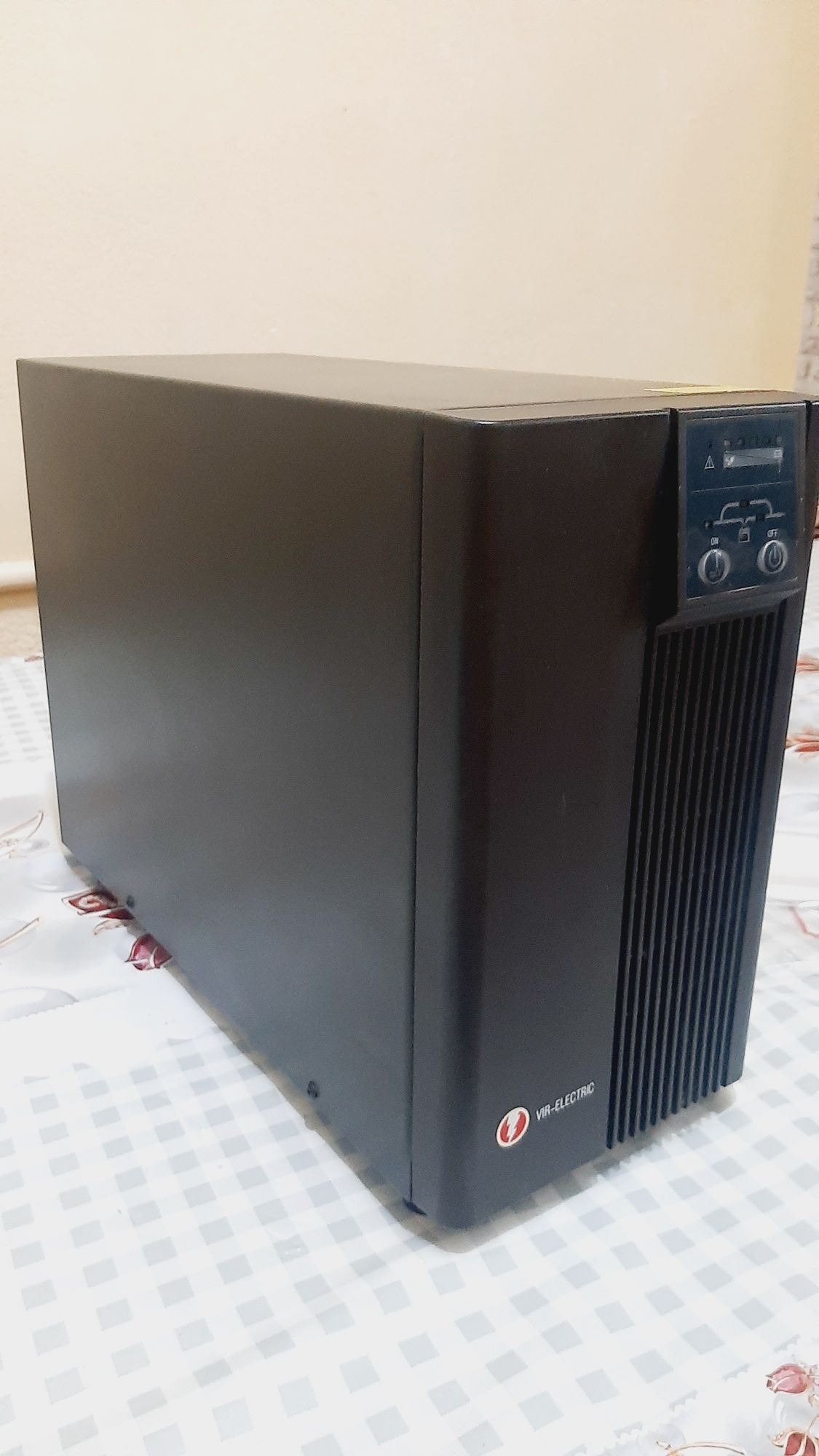 Источник бесперебойного питания VIR-ELECTRIC C2KS 220v online UPS