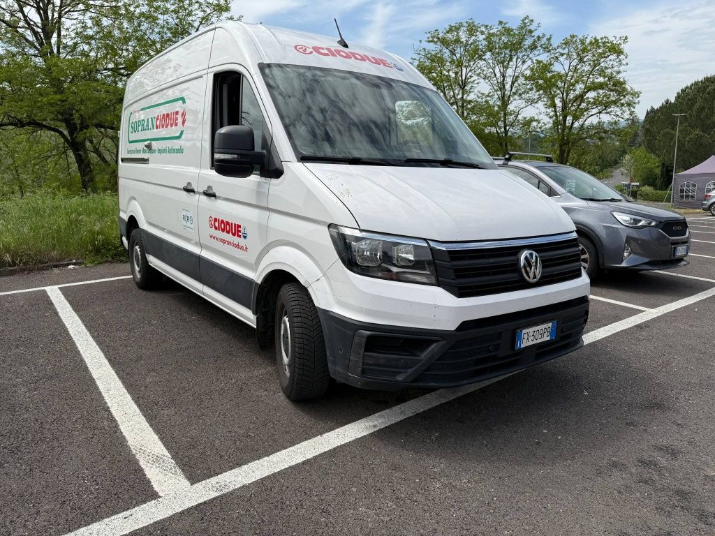 Vând urgent vw crafter