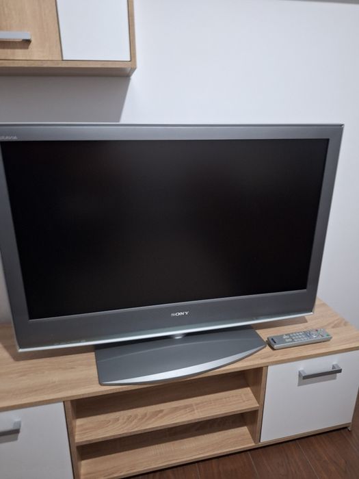 De vanzare televizor LCD