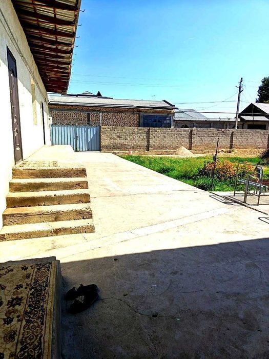 Ховли сотилади 4 хона 8 сотик  Кипчок мфй Кибрай рн