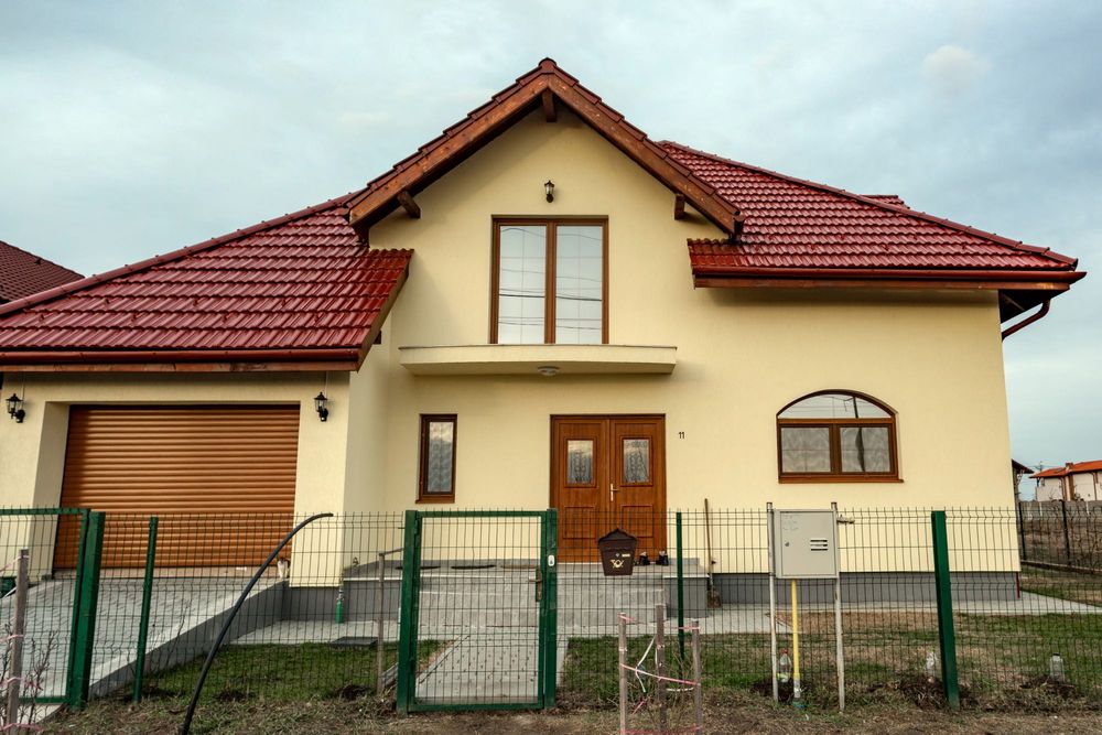 Construim case la cheie, cu fiecare detaliu bine făcut