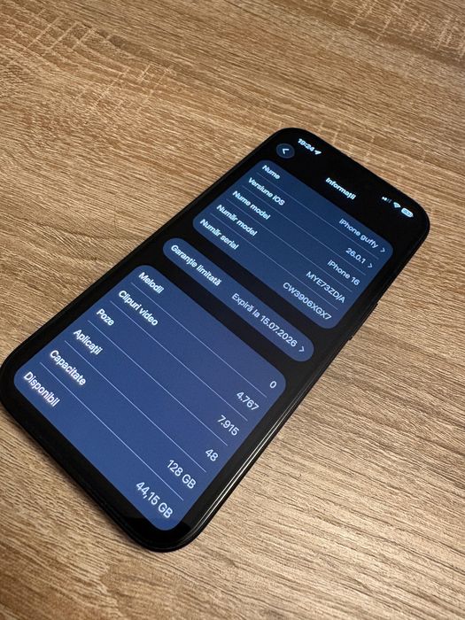 Vand iphone 16 128 gb ca nou (garantie )