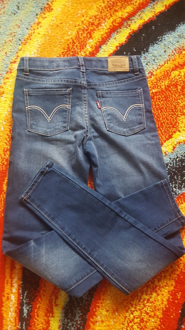 Момичешки дънки Levis