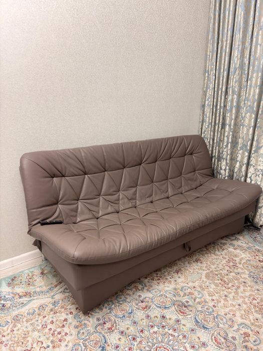 Продам Диван кожанный