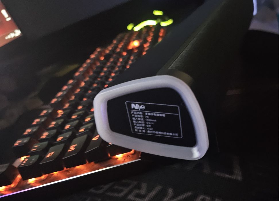 Срочно продаётся колонка (саундбар) для компьютера