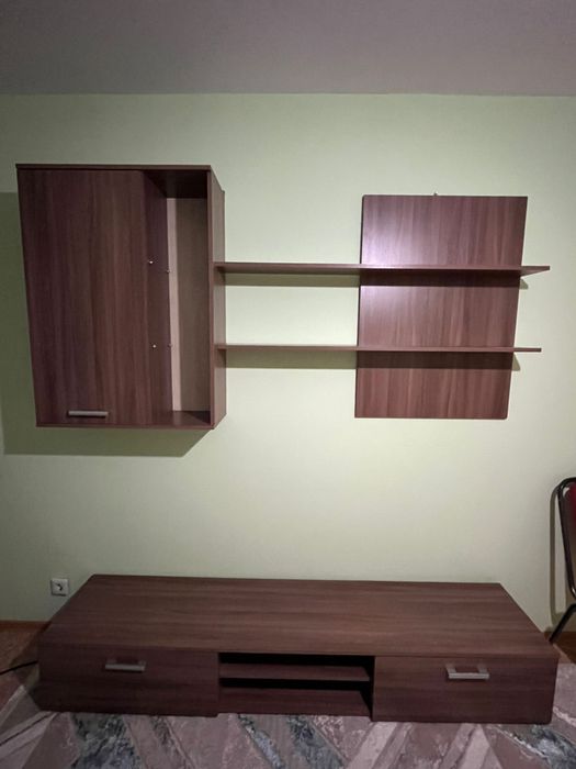 Продам стенку в зал