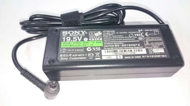 19,5V от телевизора SONY внешний блок питания, адаптер и шнур