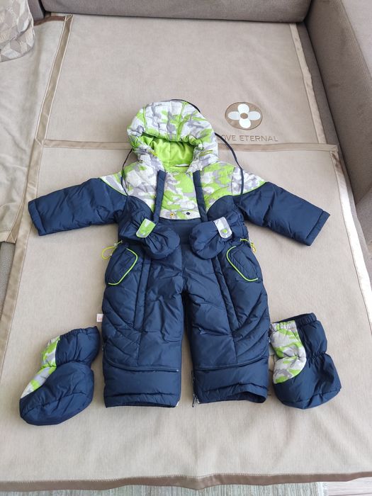 Продам детский комбинезон