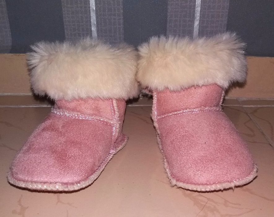 Н&М бебешки ботушки с кожички