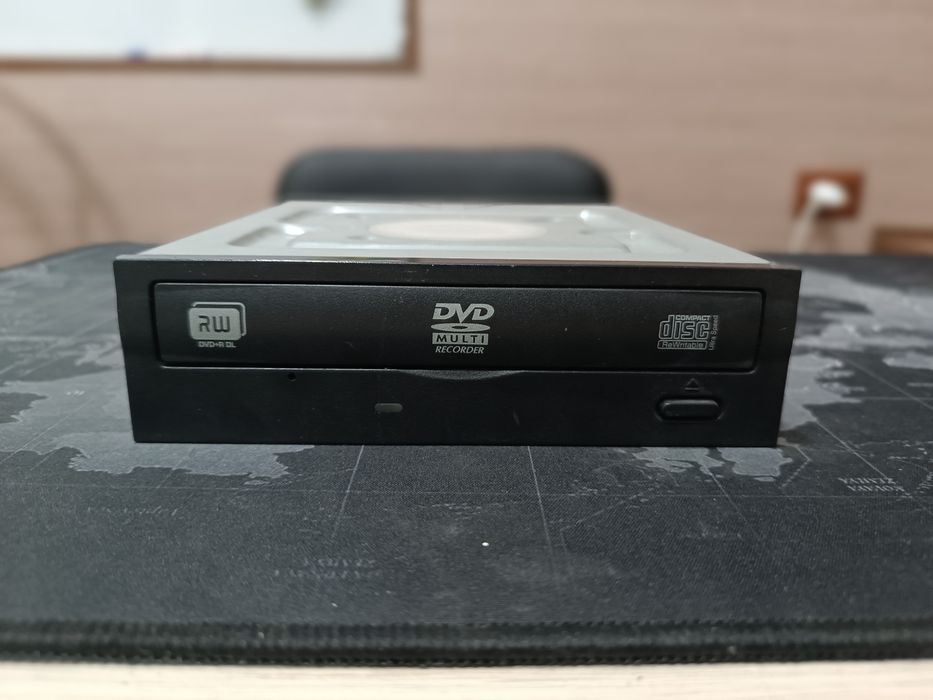 Внутренний DVD-мультирекордер (DVD+RW/CD-RW/Multi)