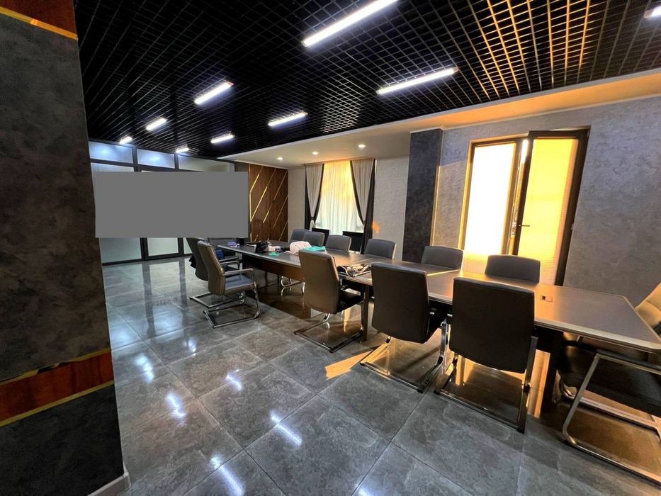 Аренда под офис 100м2 С мебелью!  5 минут от метро Мирзо Улугбек!