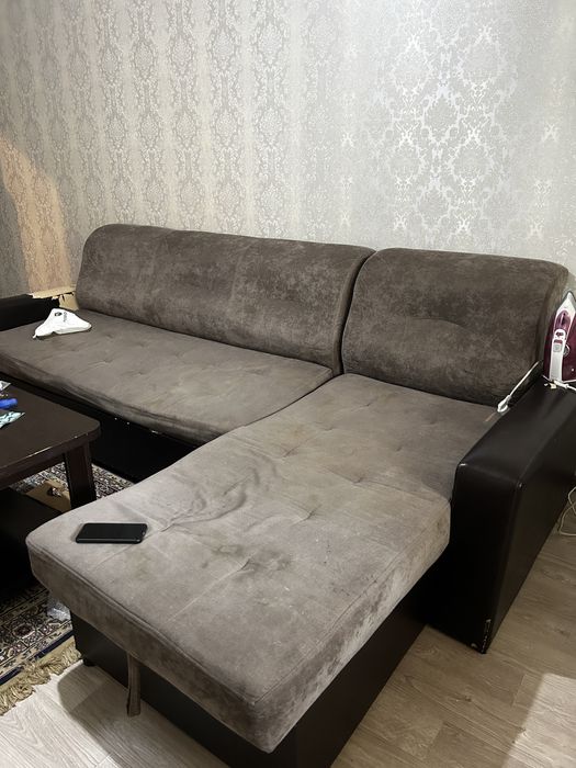 Продам диван срочно