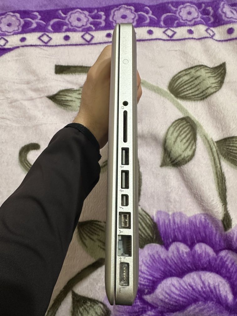 MacBook Pro 13 inch