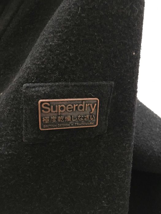Продавам мъжко палто "Superdry"
