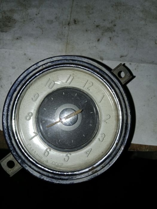Продам запчасти на газ 21