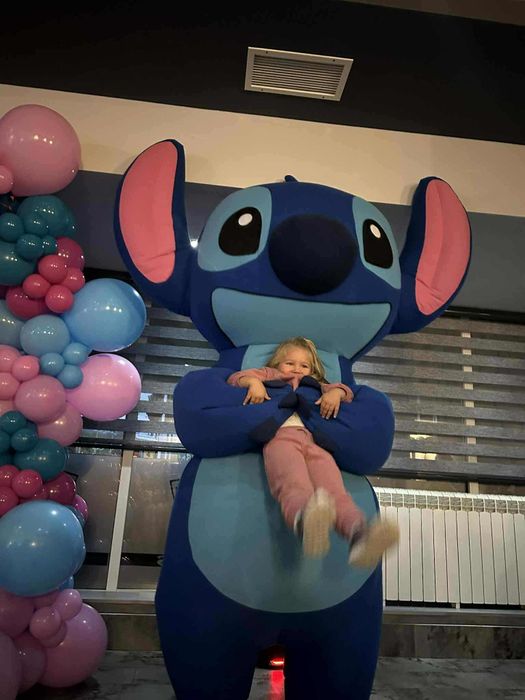 Полярното мече Чочи, пандата Мо, Мечо и Стич