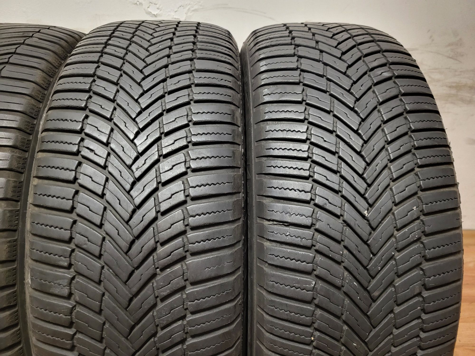 225/55/19 Michelin / Bridgestone всесезонни гуми