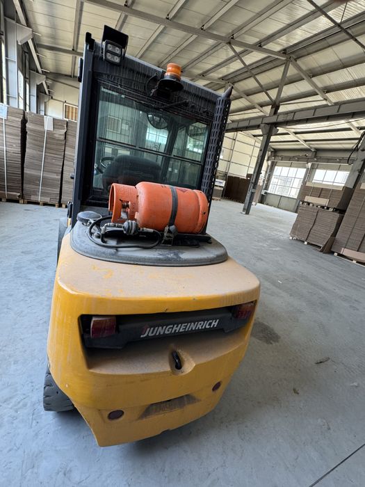 Motostivuitor JUNGHEINRICH 3,5T GPL