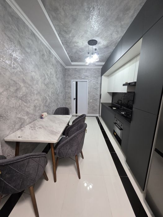 Vagzal Karavan 3 xona 8 etaj