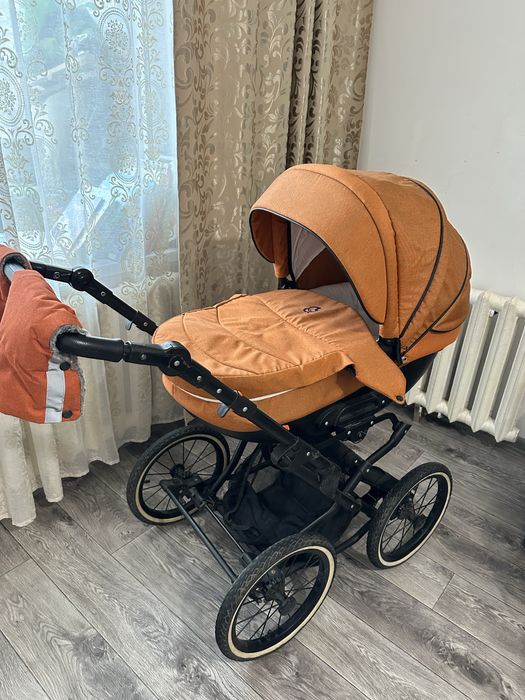 Коляска 3 в 1. Фирма Noordline.