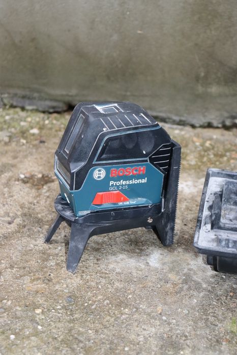 Nivela laser GCL 2-15 modelul cu punct de ghidaj