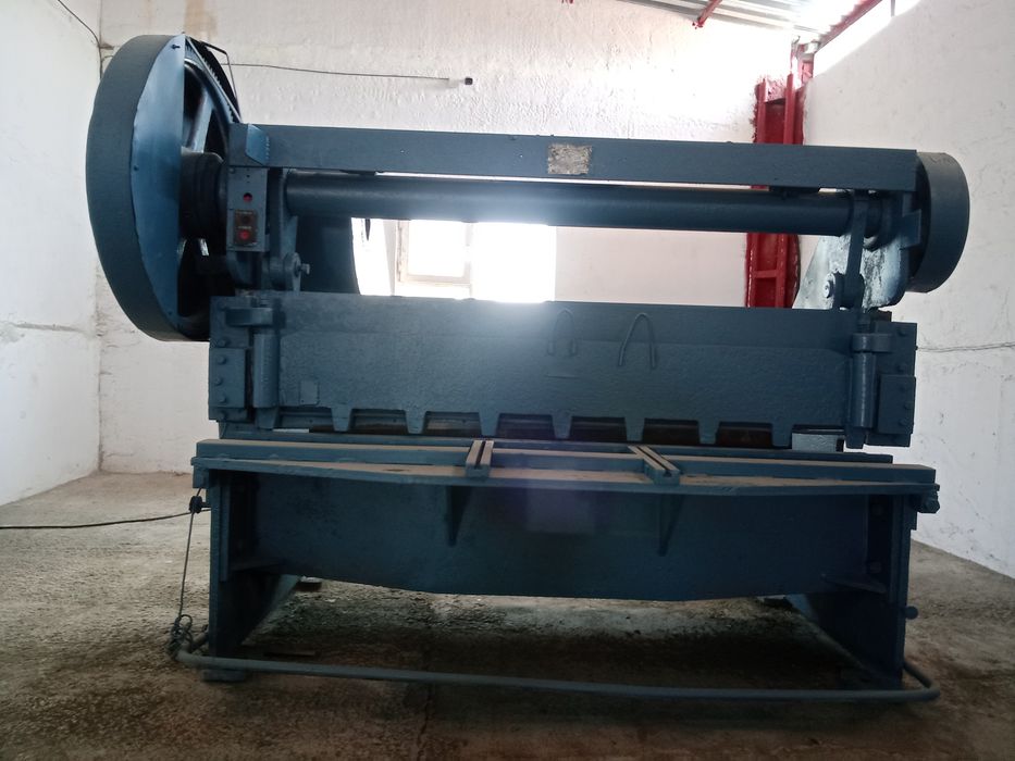 Продам гильотину