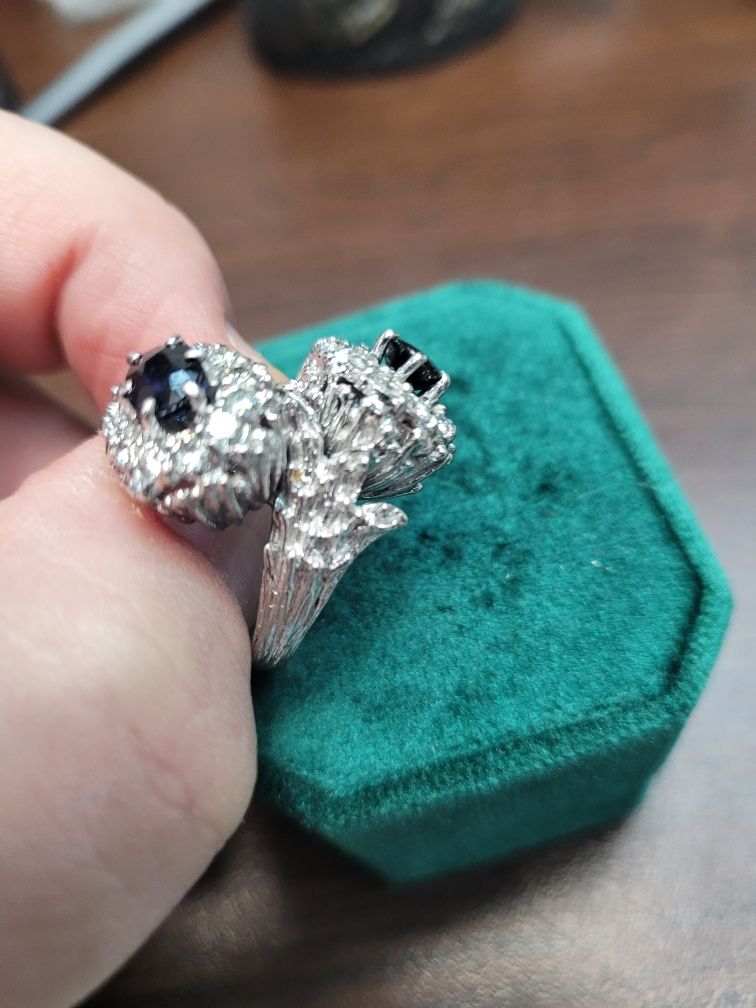 Златен пръстен 18к с Диаманти и сапфири /2ct+ диаманти/
