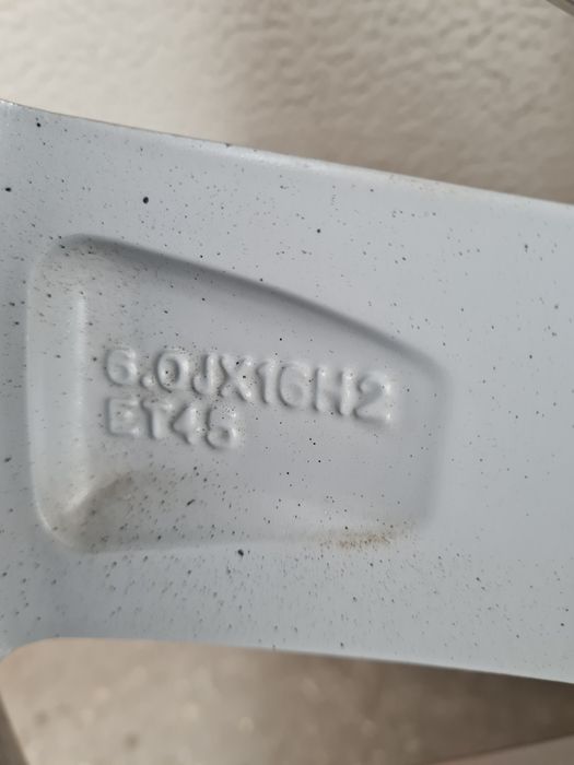 Оригинални джанти за СЕАТ SEAT SKODA VW AUDI R16 5x100 ET45 6J