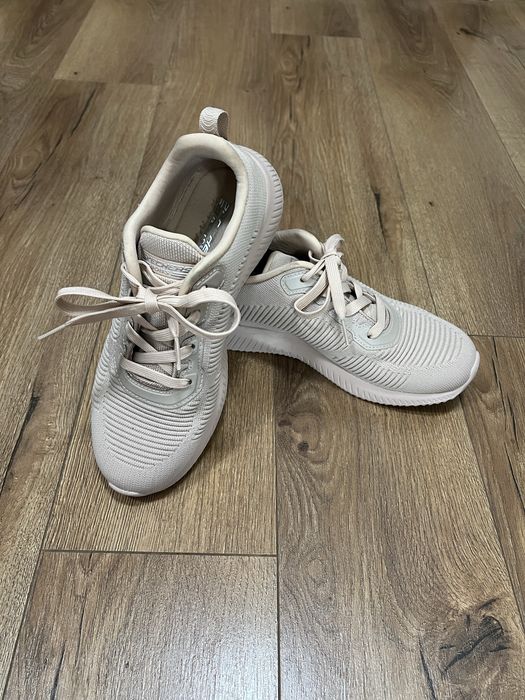 Маратонки в розово Skechers