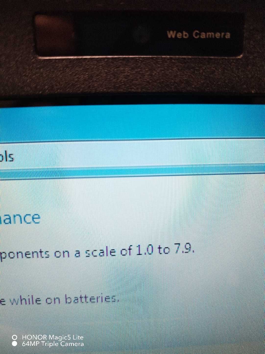 Продавам лаптоп TOSHIBA satellite L300-19f