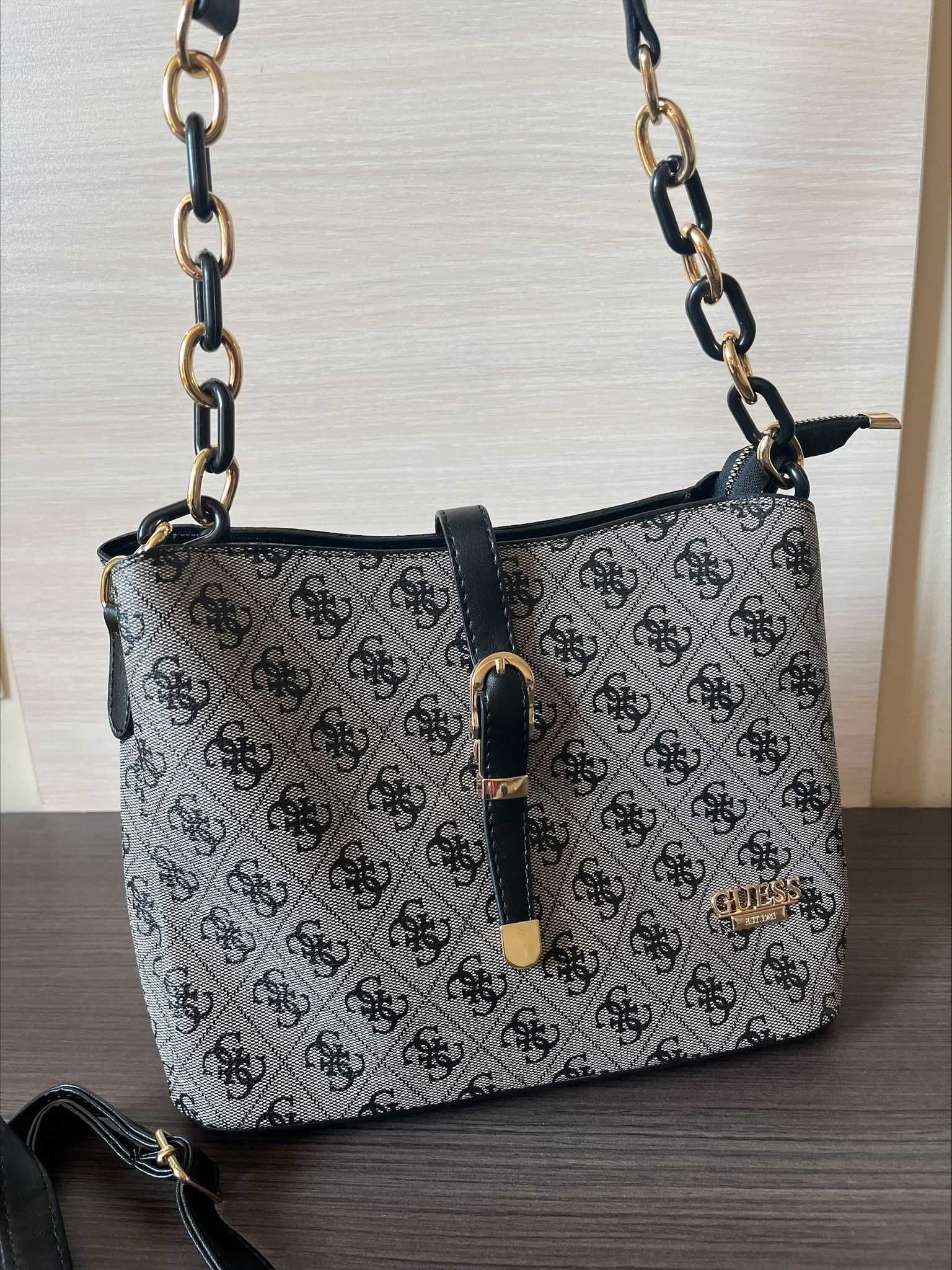 Нови дамски чанти и раници Guess Pinko YSL LV