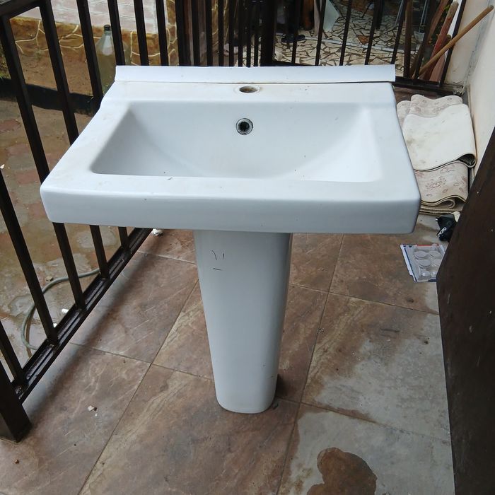 Продам умывальник в отличном состоянии