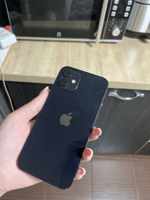 ~ Vand IPhone 12 Black Impecabil
