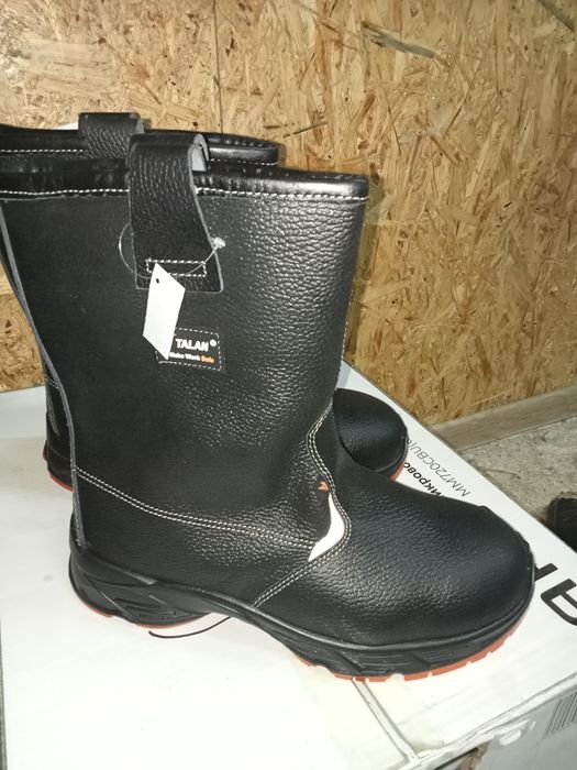 Продам  сапоги   кирзовые  зима