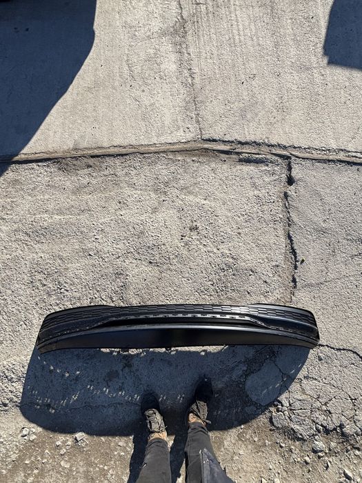 заден дифузьор/добавка да задна броня на audi a7 c8 4K8807521B