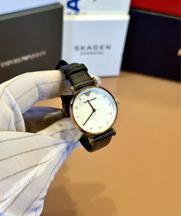 Дамски часовник Emporio Armani AR11270 НАМАЛЕН