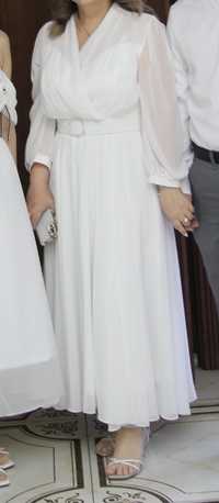 Шифоновое белое платье