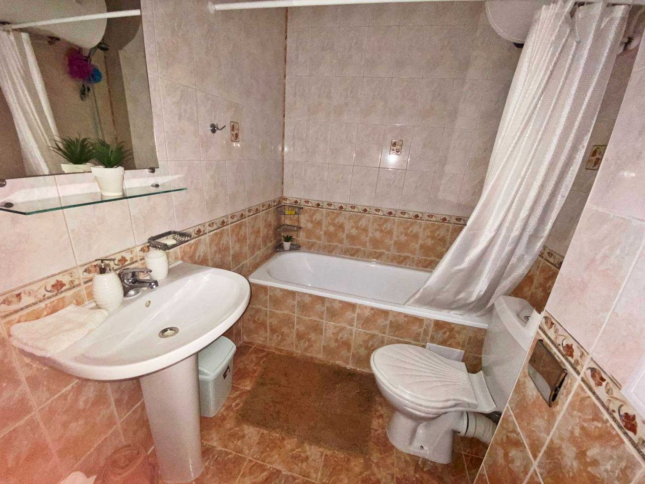 Продава се Тристаен апартамент в Свети Влас - 86 кв.м за 1070 €/кв.м - Снимка #8
