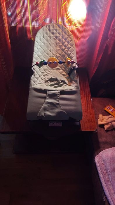 Щезлонг,почти новый