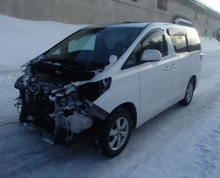 Toyota Alphard по запчастям