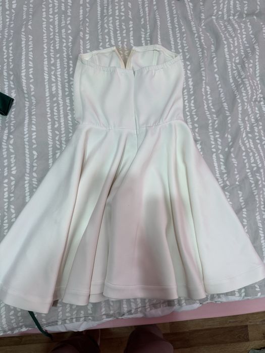 Официална рокля на  Loretti