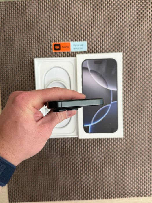 100% Бат. iPhone 16 Pro Лизинг от 66лв/м Black Titanium черен гаранция