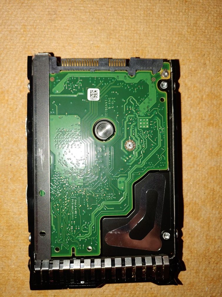 Твърд диск за сървър harddrive  HP 900GB 10K 6Gb/s 2.5 64MB SERVER