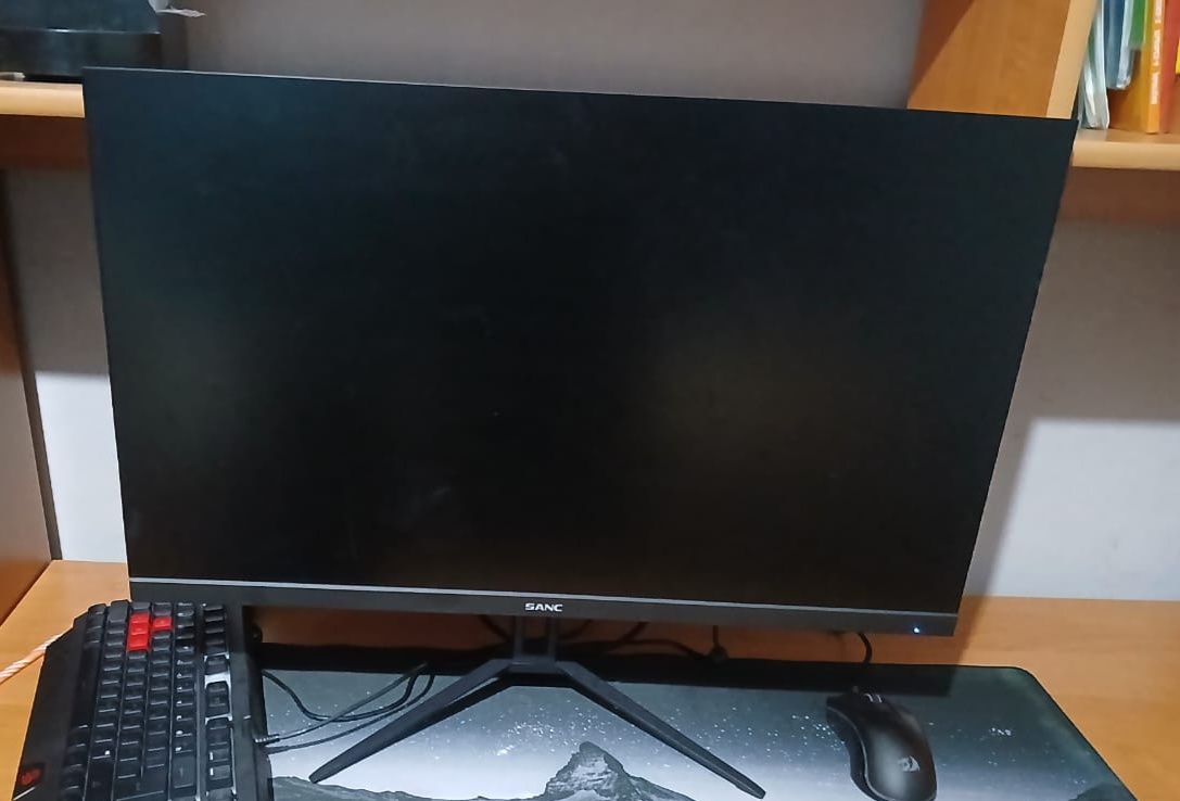 Продаю игровой монитор Sanc