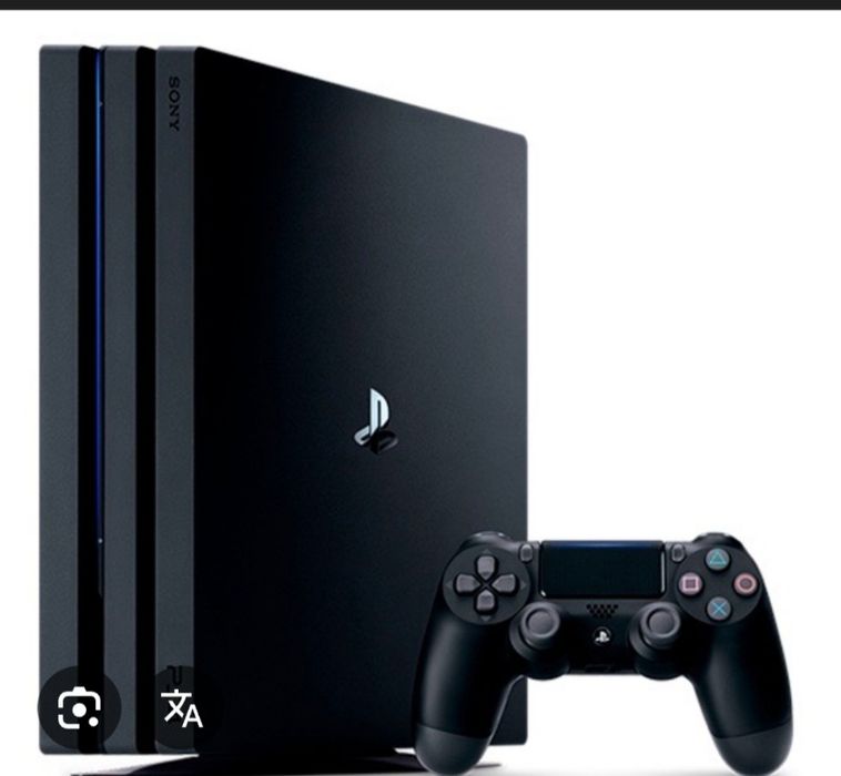 PS4 Pro в отличном состоянии 2 джойстика 3 диска